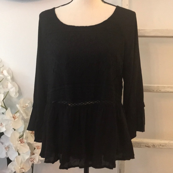 Ruffled High-Low Top With Criss Cross Back - Picture 7 of 7